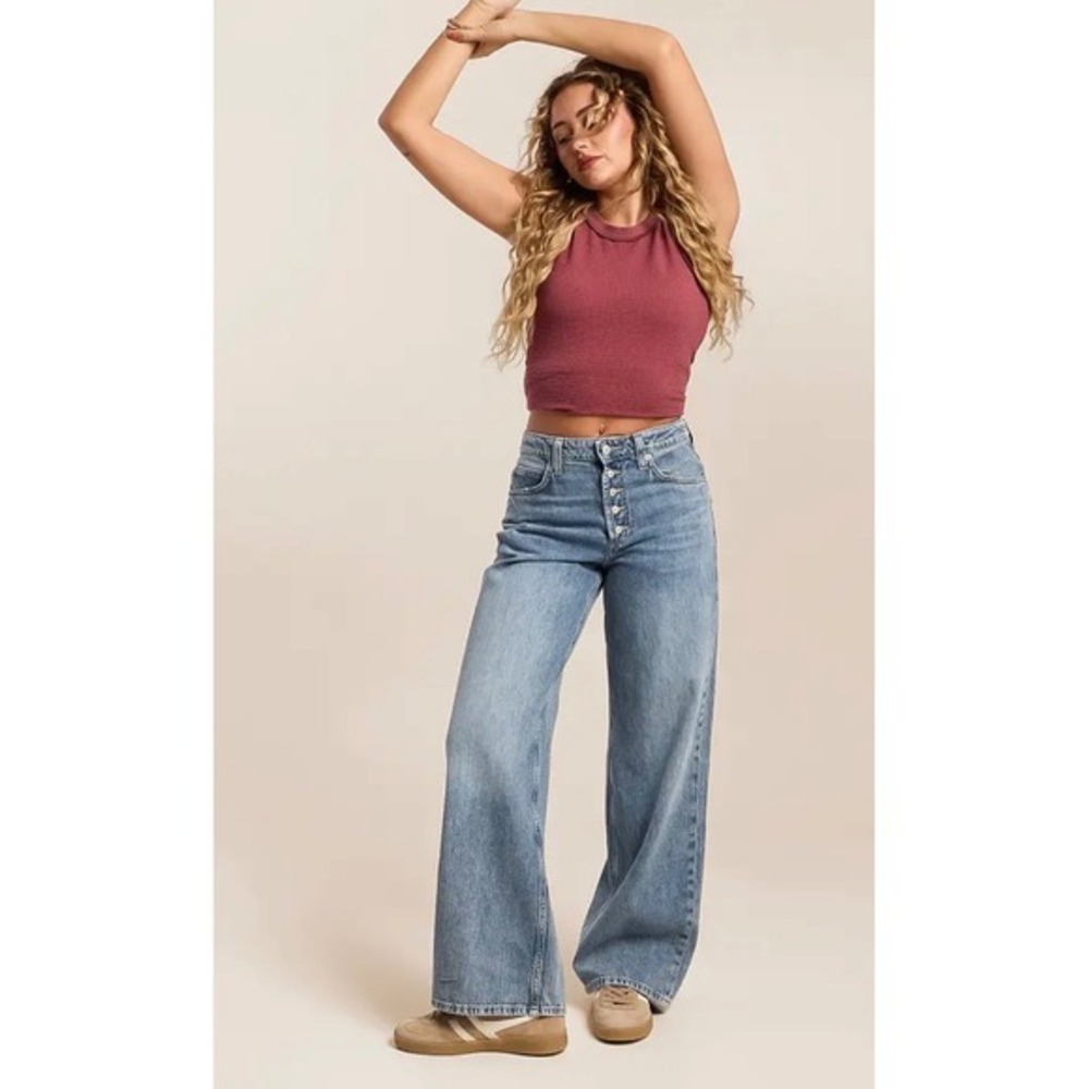 We the free Nia Boyfriend Ultra High rise button fly baggy jeans NWOT friday